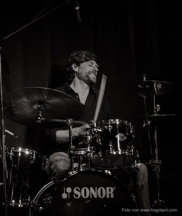 moni bass central firmenfeier galaband live werderparty und coverband